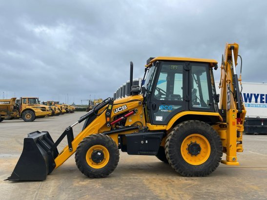 JCB 3DX (3CX) Plus 4x4 AC Cabin Hammerlines 10146 2025 1