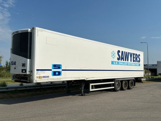 Gray and Adams Meat Hook Thermo King SLXE 400 Gray and Adams Meat Hook Thermo King SLXE 400 2013 2 Refrigerated semi trailers