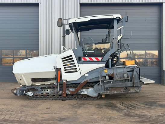 Vögele Super 1800-3i Vögele Super 1800-3i 2015 2 Asphalt pavers