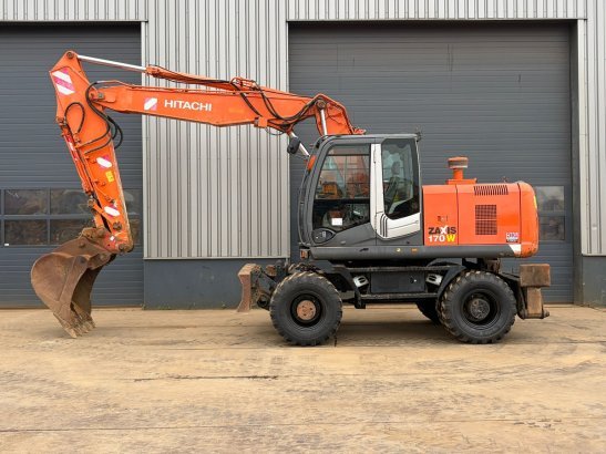 Hitachi ZX170W-3 ZX170W-3 2011 2 Wheeled Excavators