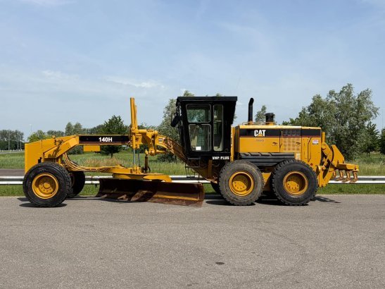 Caterpillar 140H 140H 2007 2 Motor graders