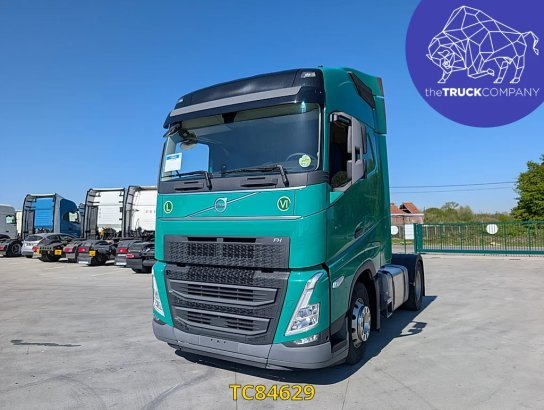 Volvo FH 500 590 2023 2 Tractor Units