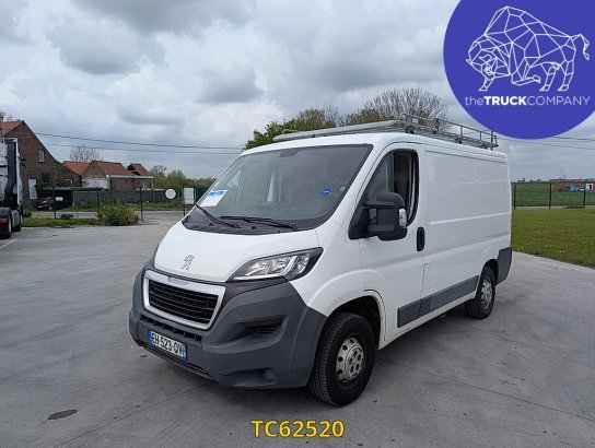 Peugeot Boxer Boxer 3t3 2l blue hdi 110 pack Peugeot Boxer 3t3 2l blue hdi 110 pack 2016 2 Closed vans