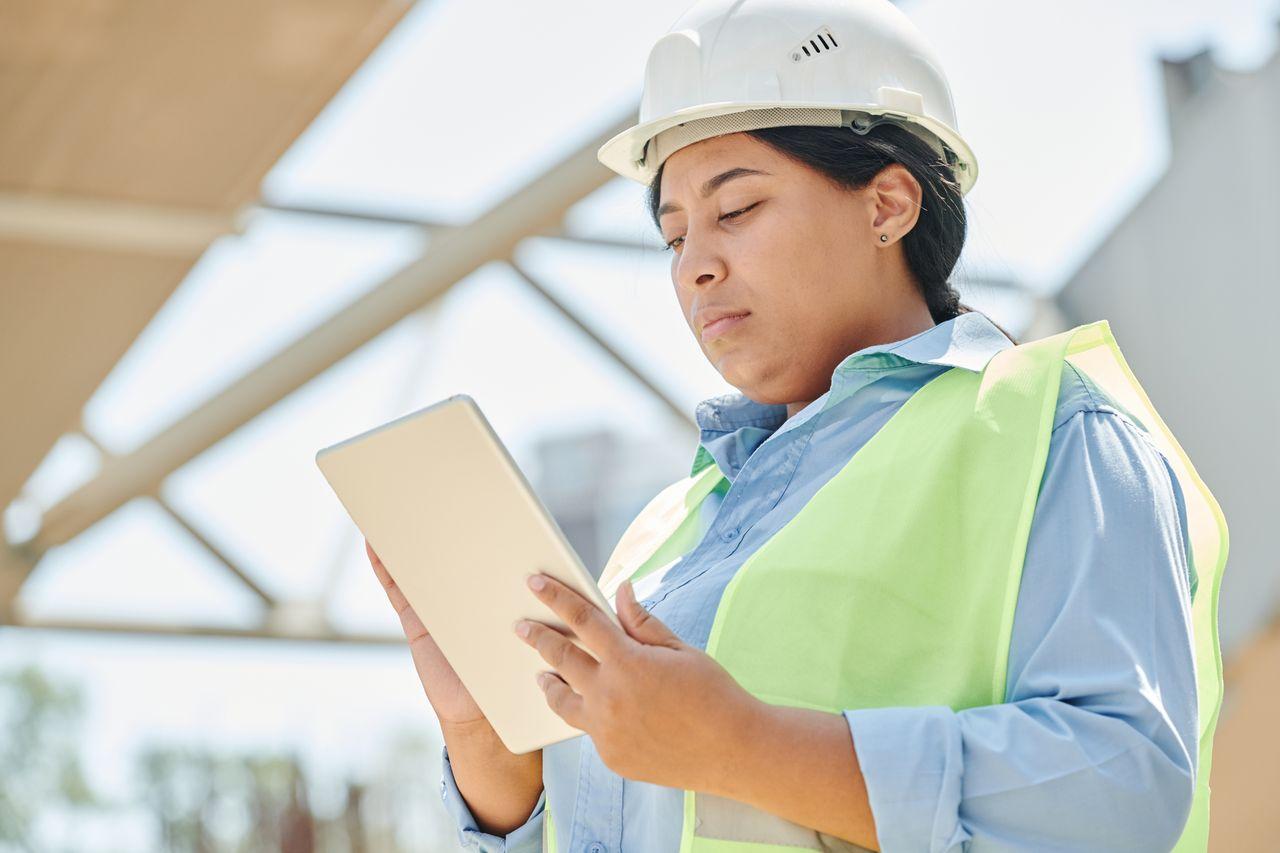 3 ONLINE MARKETING TACTICS TO FIND THE RIGHT BUYER FOR YOUR HEAVY MACHINERY