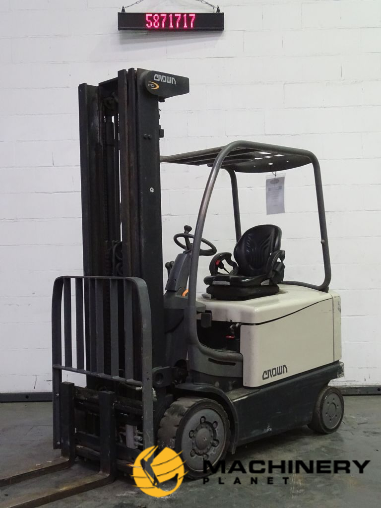 CrownFC4525 Electric Forklifts